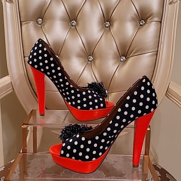 Not Rated Whimsical Carnival Pumps - Picture 1 of 16